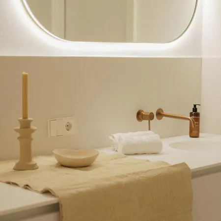 Hn Riverside Sevilla